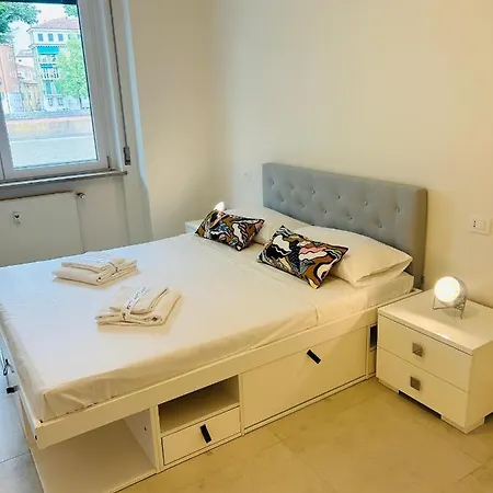 Rondo Apartment *